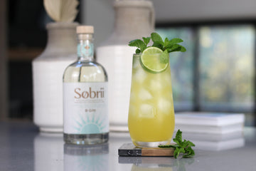 The Uncomplicated Guide to Non-Alcoholic Cocktails with Sobrii